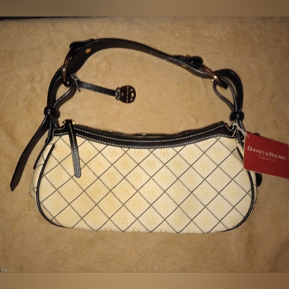 NWT Dooney & Bourke Moon Bag - Picture 4 of 14